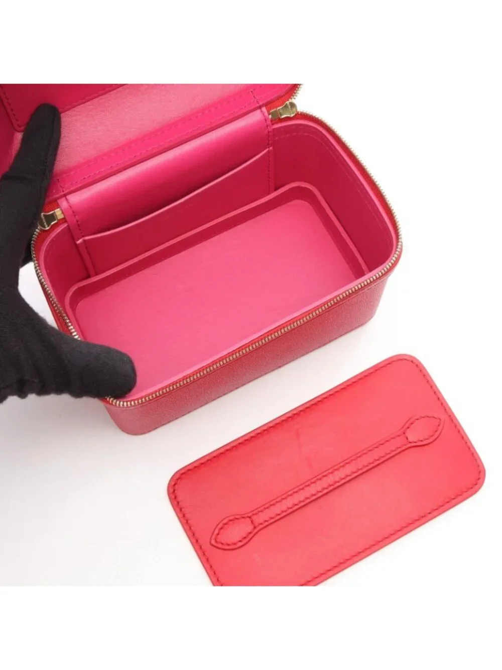 Bvlgari Serpenti Bo 2-Way Red Leather Forever Handbag